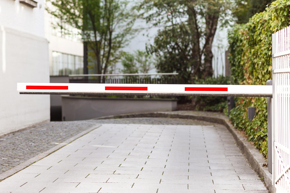 Tips to Fully Integrate a Guard Gate Software into Your Community Security