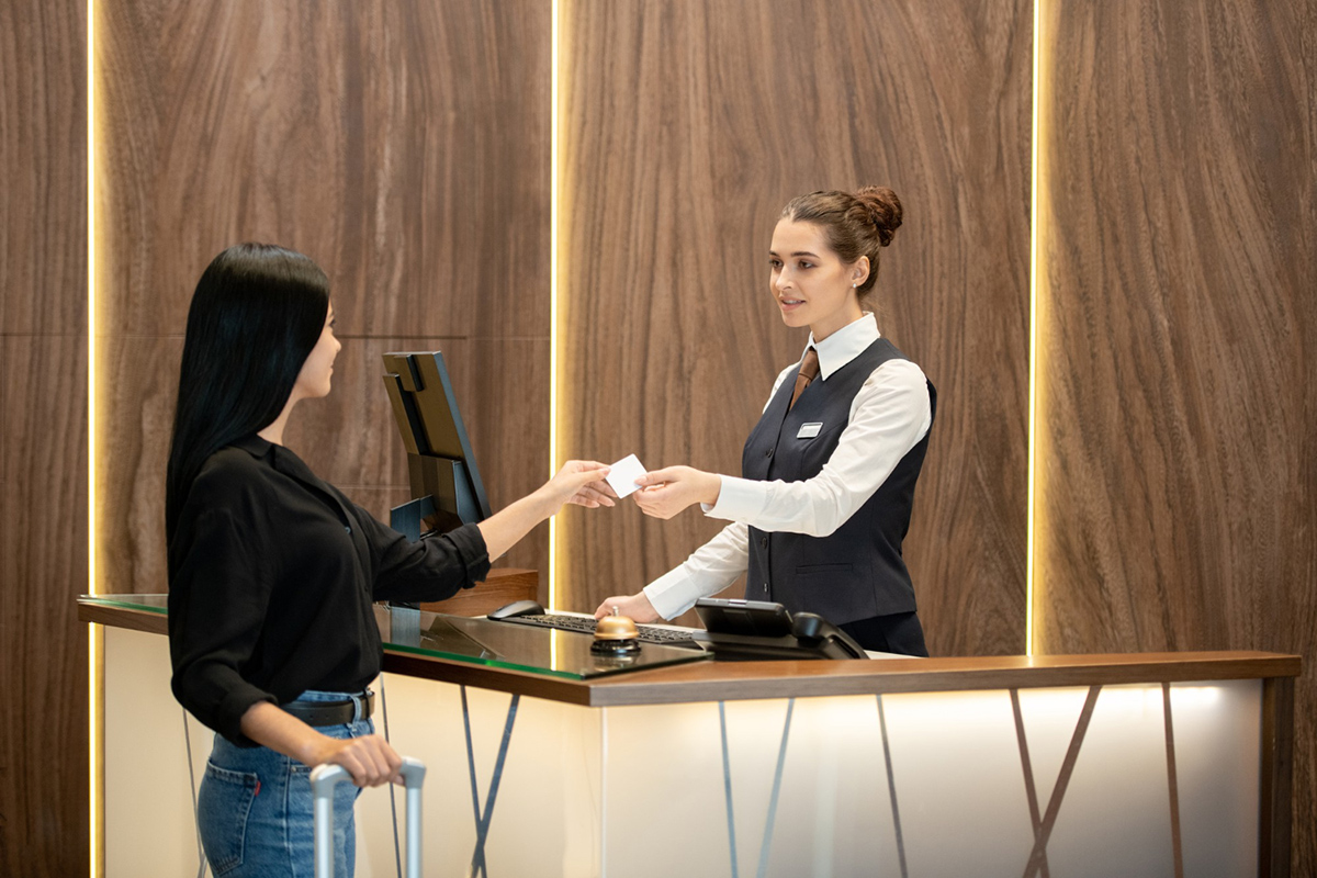 Tips on Managing Visitors: Why Safehouse Systems Should Be Your Go-To Choice