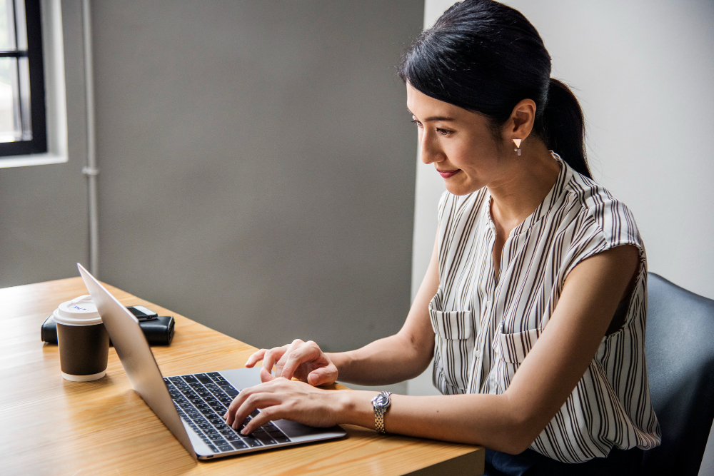 Integrating Visitor Management Systems In Your Community: Benefits and Considerations