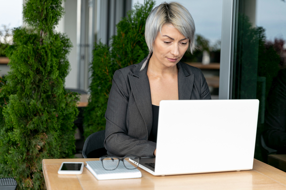 Why HOAs Are Making the Switch to Digital Visitor Management