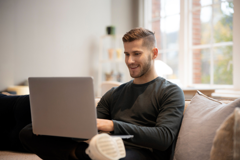 How to Use Community Management Software
