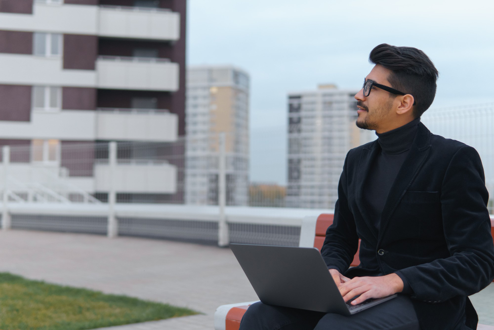 Why Investing in Community Management Software is Essential for Your Success
