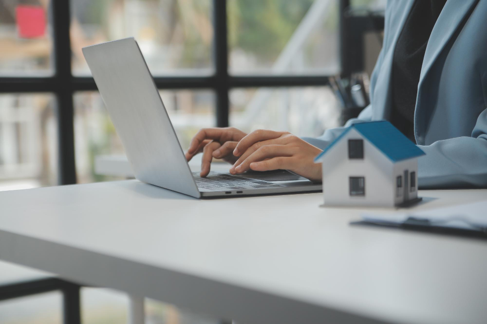 What Software Do Community Managers Use?